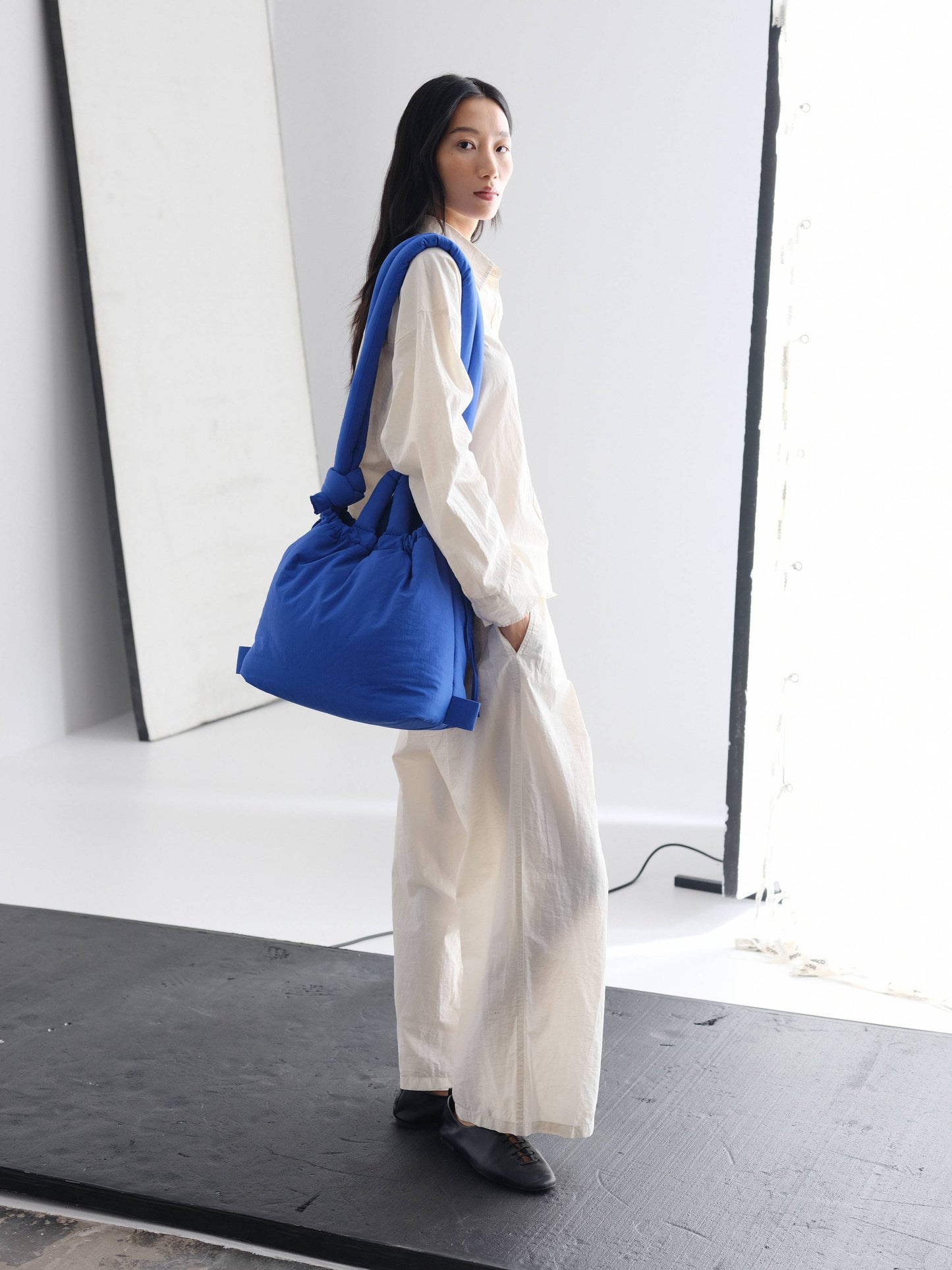Ona Soft Bag: Cobalt blue