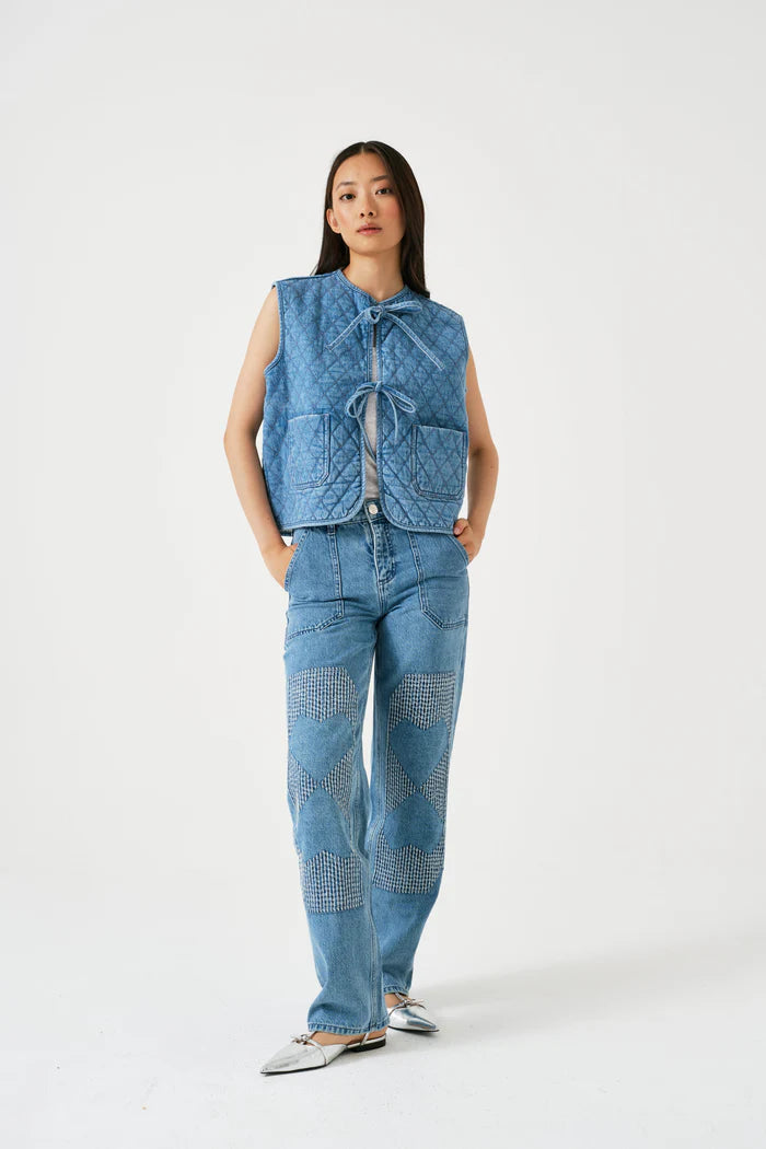 Seventy + Mochi - Carpenter Stevie Jean in Weekender