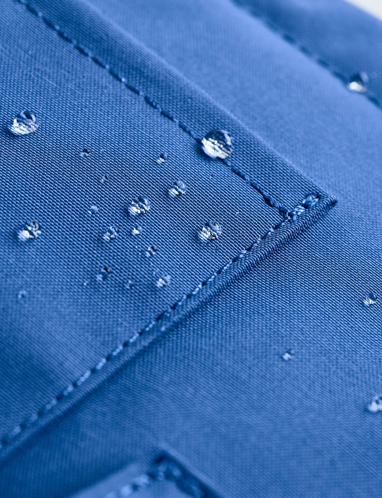 Cosmico Tote Bag: Black or blue!