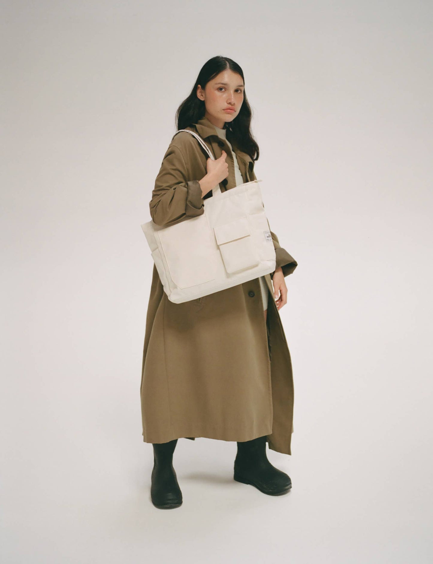 Cosmico Tote Bag: Black or blue!