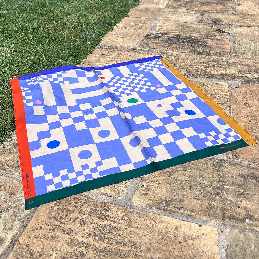 Lori Bandana