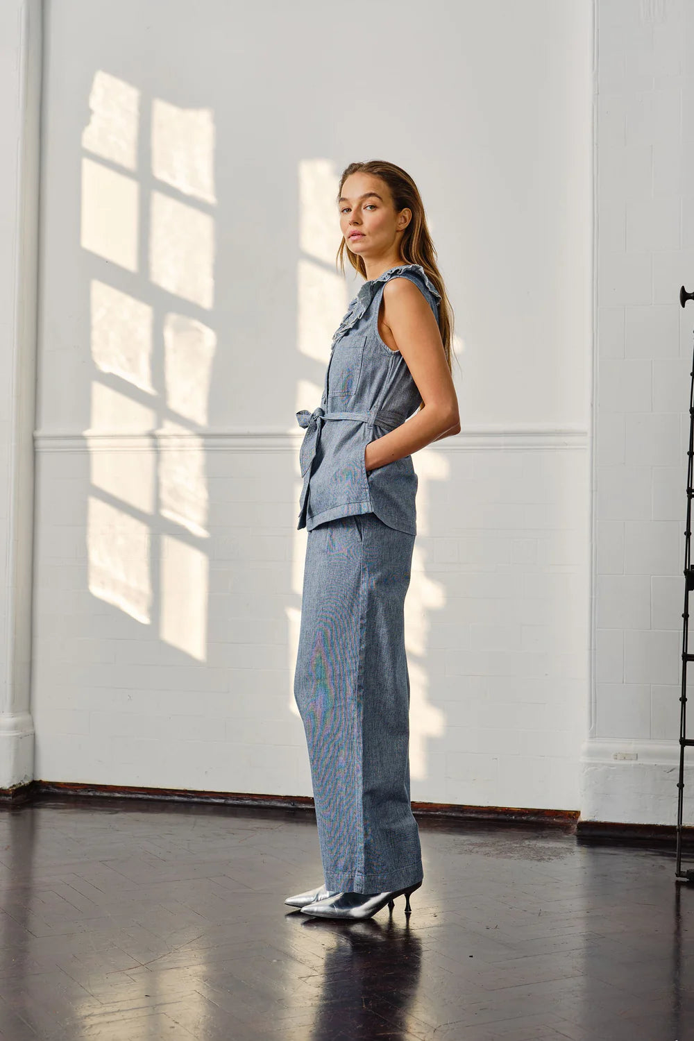 Seventy + Mochi - Penelope pant in indigo linen