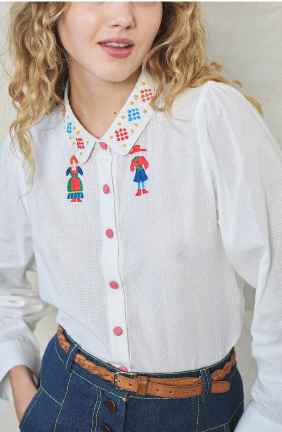 Lowie - Folk people embroidered blouse