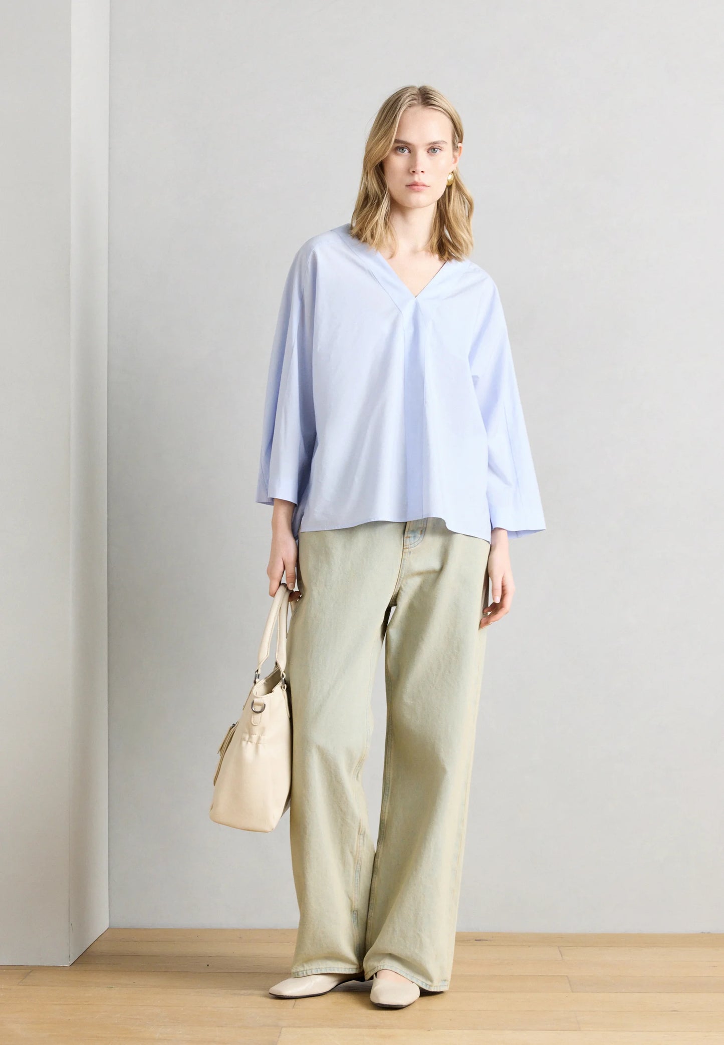 Pia shirt - sky blue