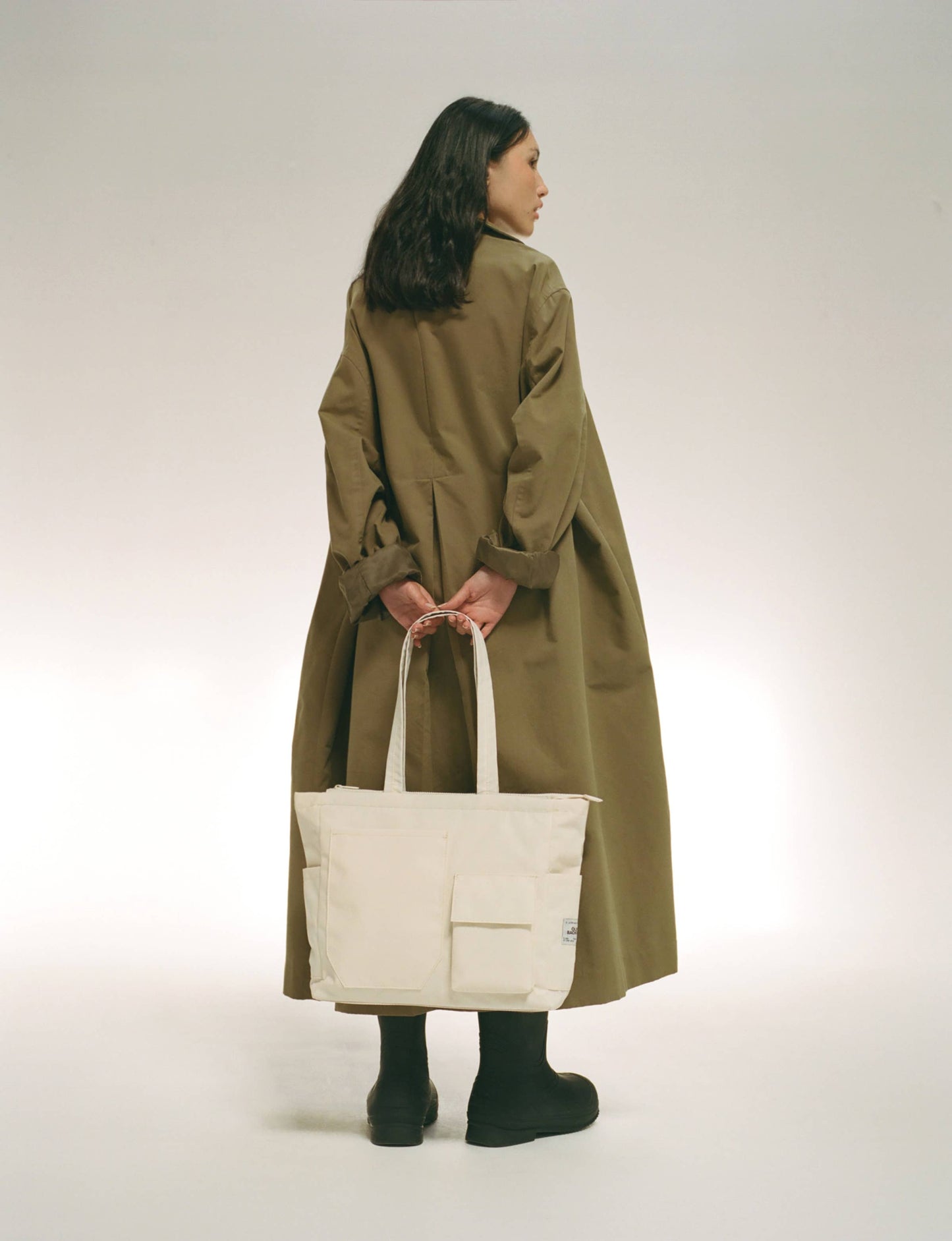 Cosmico Tote Bag: Black or blue!