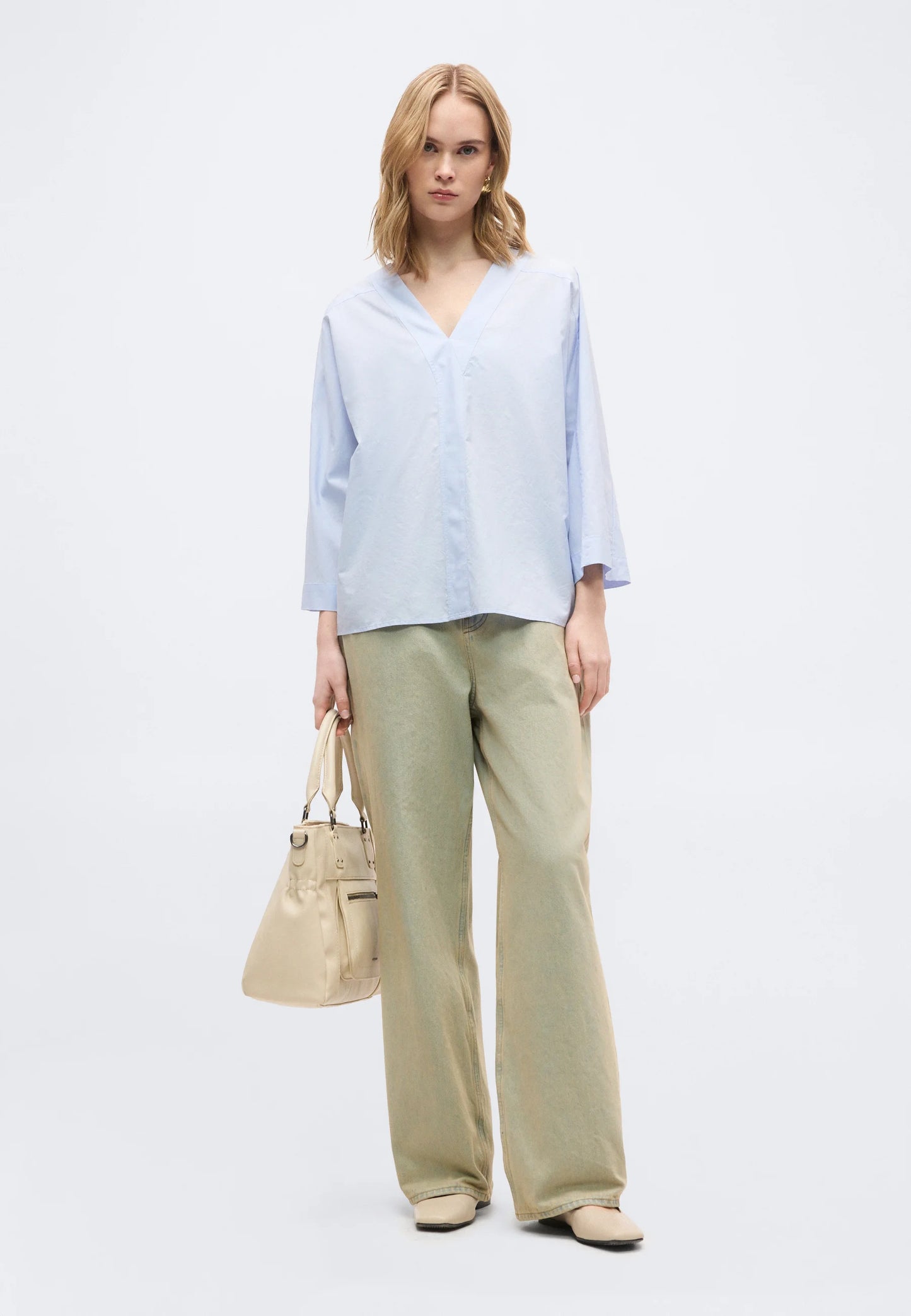 Pia shirt - sky blue
