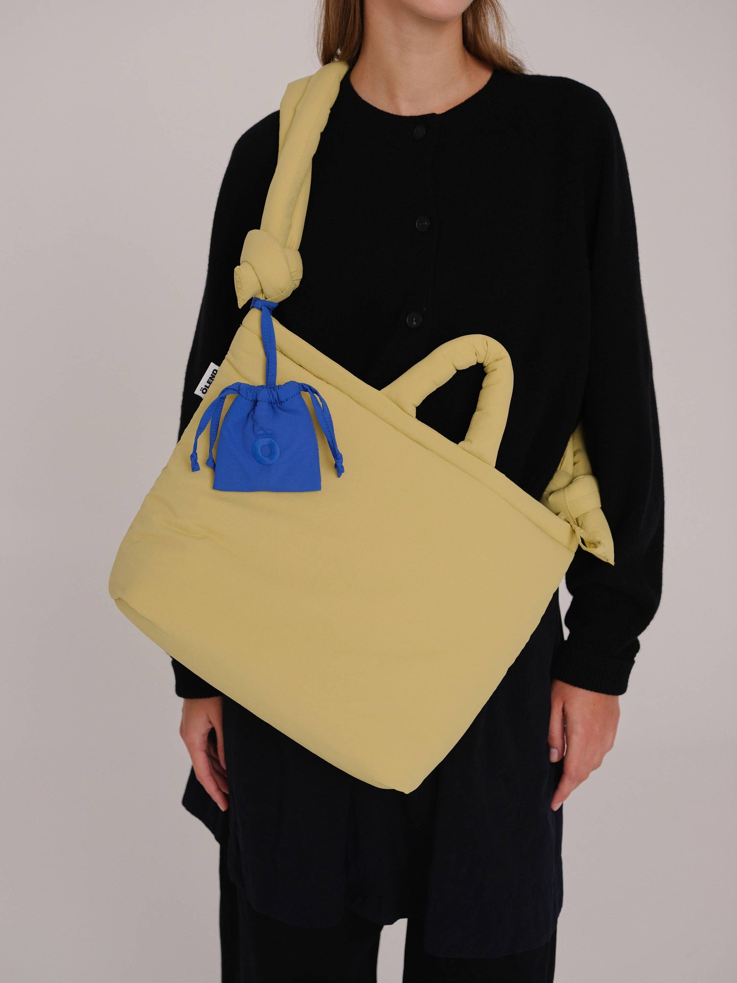 Nano Ona: Cherry red