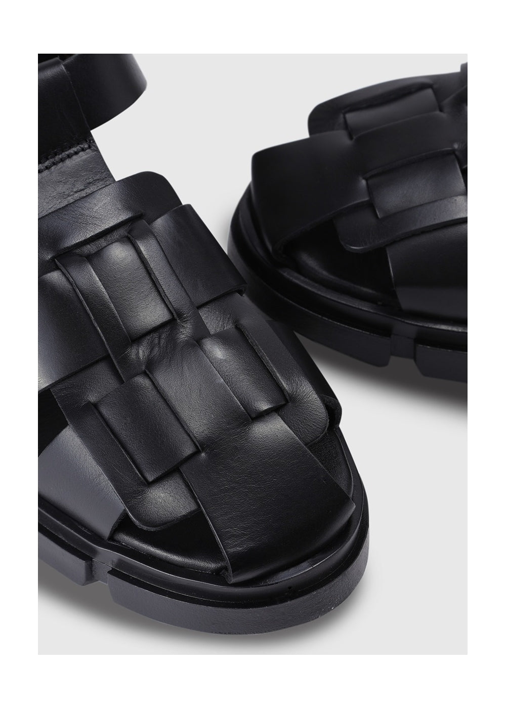STB Alva Fisherman Sandals