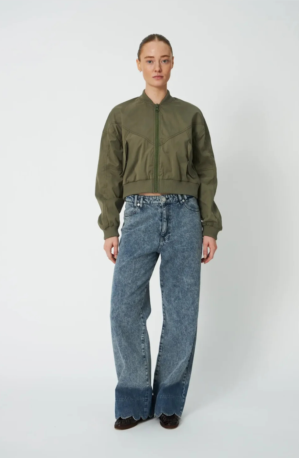 Scallop Edge Pants