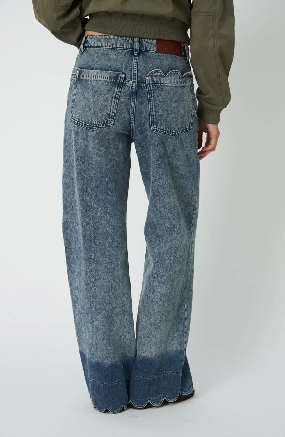 Scallop Edge Pants