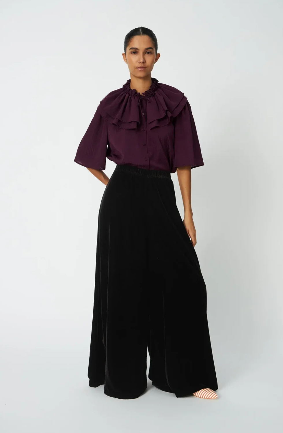 Velvet Volume Pants-Dark Brown