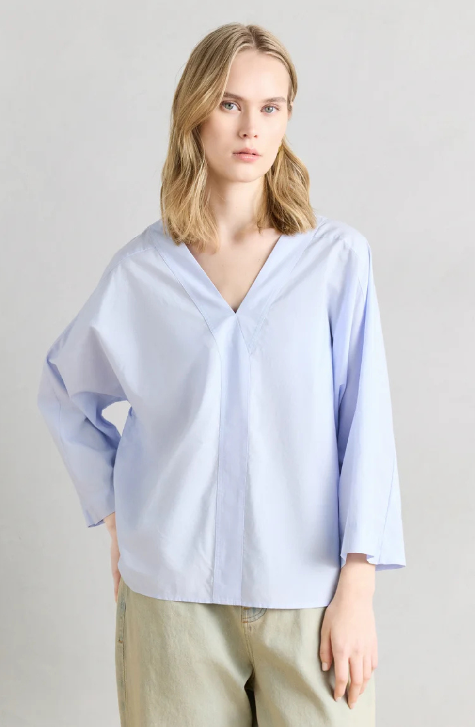 Pia shirt - sky blue
