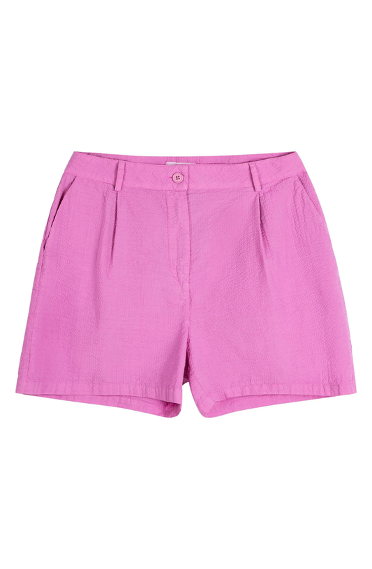 Pleated seersuker shorts