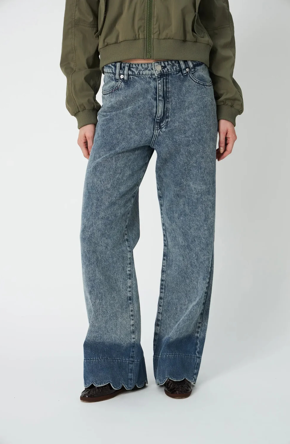 Scallop Edge Pants